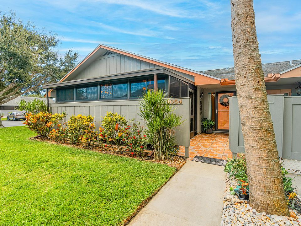 1st image of 4054 NW Cinnamon Tree Circle