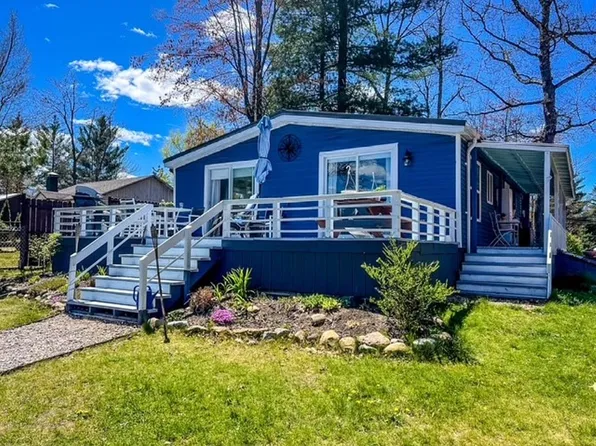 791 Bluegill Lake Rd, Harrison, MI 48625
