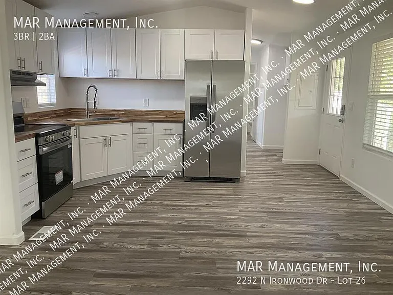 2292 N Ironwood Dr #26 — Photo 18