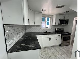 2610 Price St, Chester, PA 19013