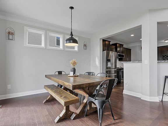 3rd image of 924 Kentucky Cir