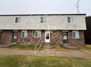 7373 Ayers Rd, Perrysburg, OH 43551