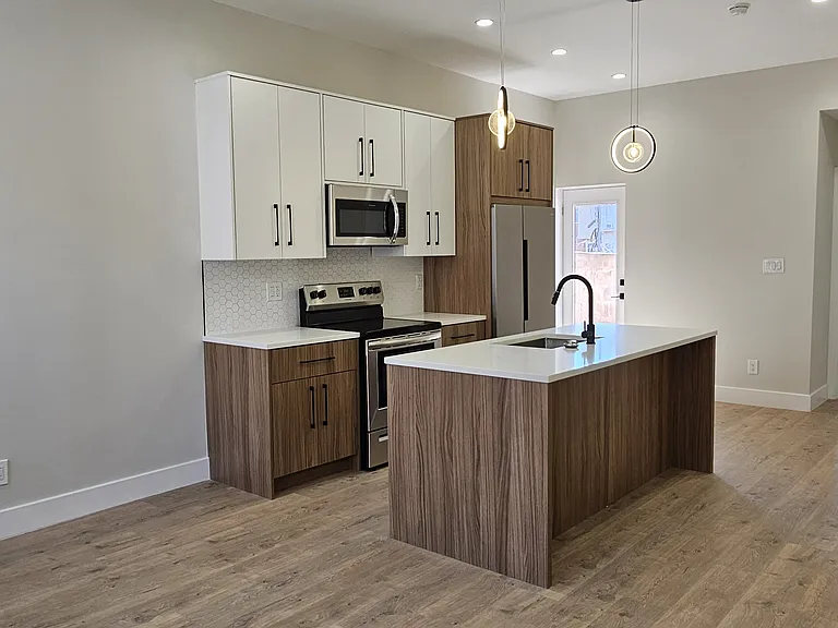 1718 Fontain St #1A — Photo 7