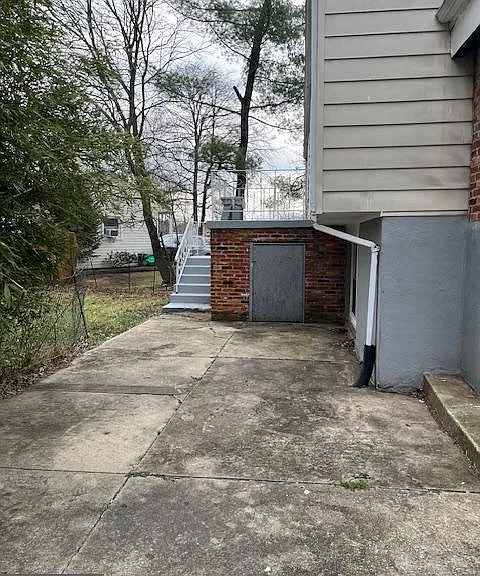 7001 Blue Bird Ct — Photo 33