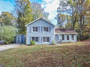 1036 Mandalay Ct SW, Lilburn, GA 30047