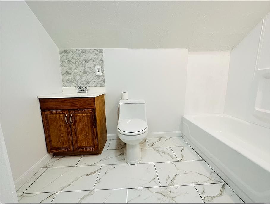 19 Myrtle Ave ster MA Zillow