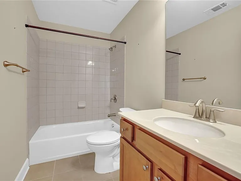 3708 Majestic Oak Dr — Photo 28