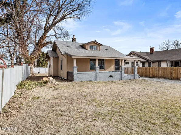 1009 S 21st Ave, Yakima, WA 98902