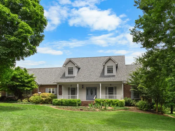 518 Heritage Dr, Ringgold, GA 30736