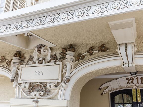 3rd image of 2211 Broderick St APT 6