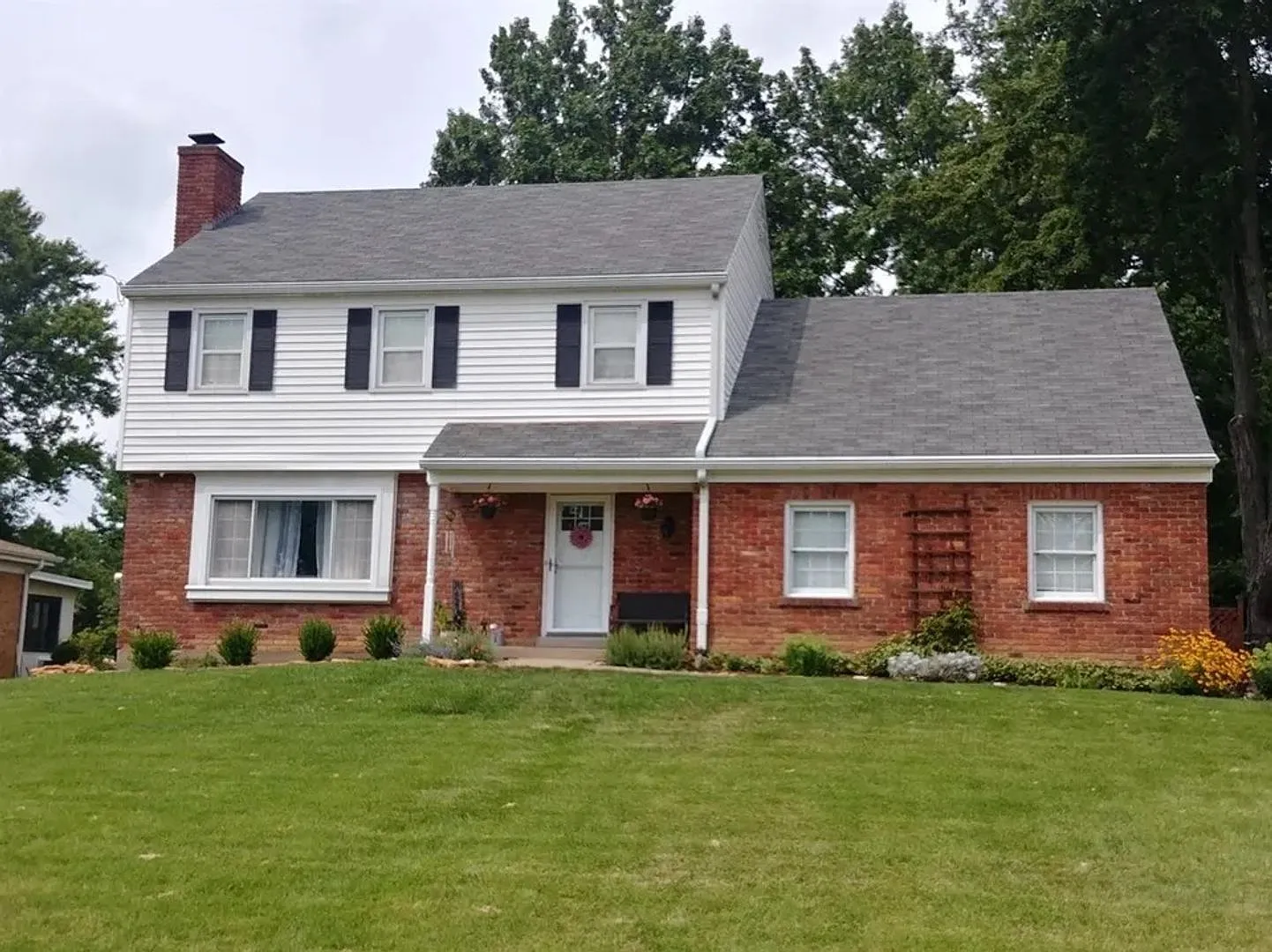 4 bed, 3.0 bath, 2310 sqft, $2,800 — Photo 1