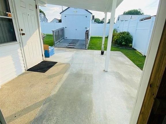 5th image of 202 Pitman Ave