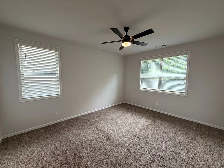1103 Black Oak Dr — Photo 10