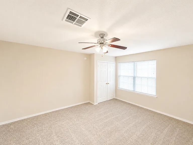 5406 Boot Scootin Ct — Photo 18