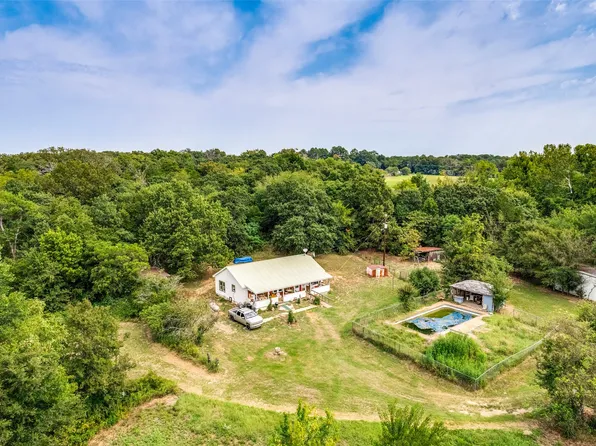 1549 Starr Rd, Denison, TX 75021