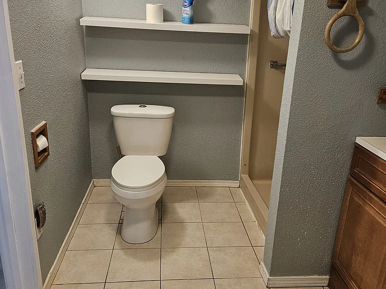 1711 Clearwater Rd #C — Photo 22