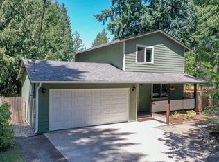 21820 Crest Ln SE, Yelm, WA