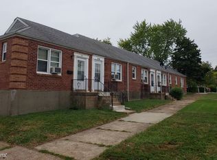 6470 Lindenwood Pl, Saint Louis, MO 63109