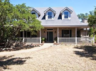 8360 Rolling Acres Trl, Fair Oaks Ranch, TX 78015