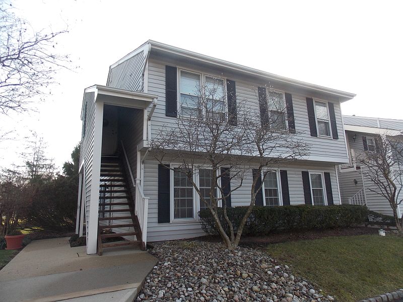 102 Huckleberry Ct, Three Bridges, NJ 08887 Zillow