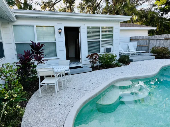 4004 Shade Ave #C, Sarasota, FL 34231