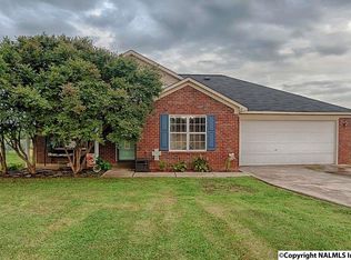 437 Shady Ln, Hazel Green, AL 35750