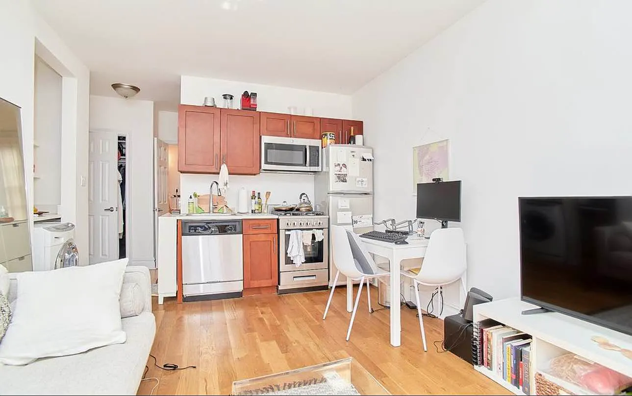 89 Hicks Street — Photo 1