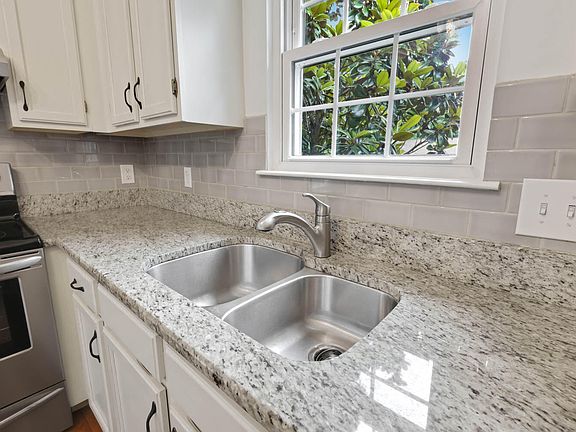 5th image of 6708 White Tail Dr