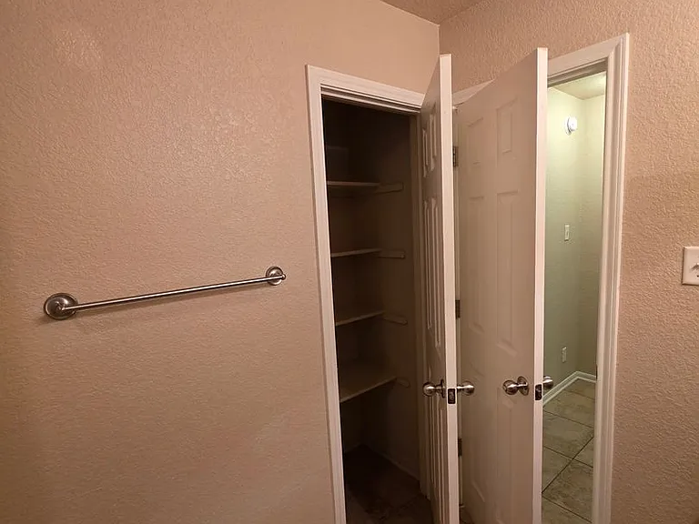 5804B Aquarius Dr — Photo 21