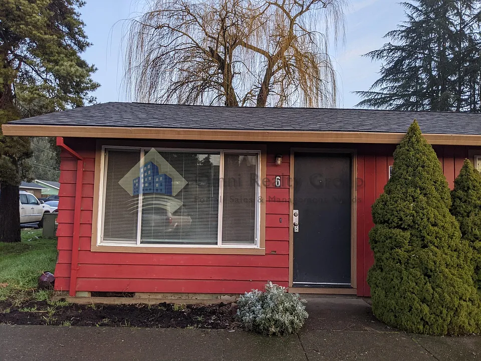 882 SE 11th Ave #6