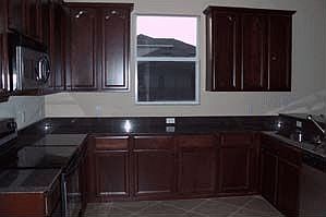 3rd image of 9421 Edenshire Cir