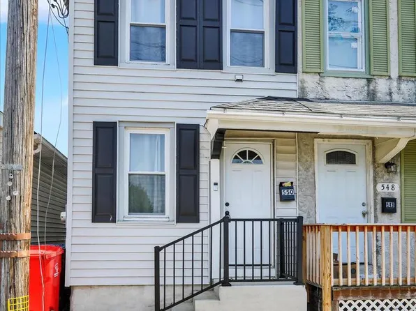 550 E Howard St, Stowe, PA 19464