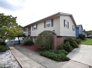 221 Atlanta Rd, Pasadena, MD 21122