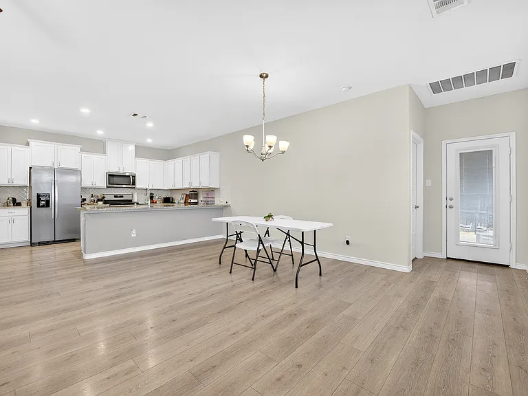 2261 Obsidian Dr — Photo 11