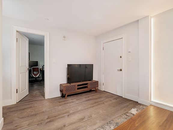 3rd image of 81 Park Dr #B