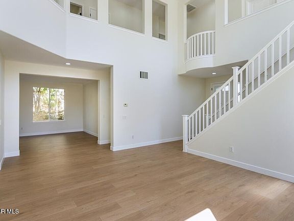 4th image of 185 Laurel Wood Ct