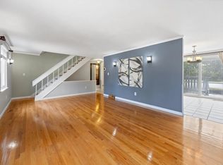 10 Trolley Crossing Ln, Middletown, CT 06457