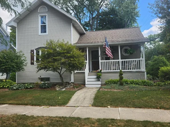 320 S Division Ave, Fremont, MI 49412