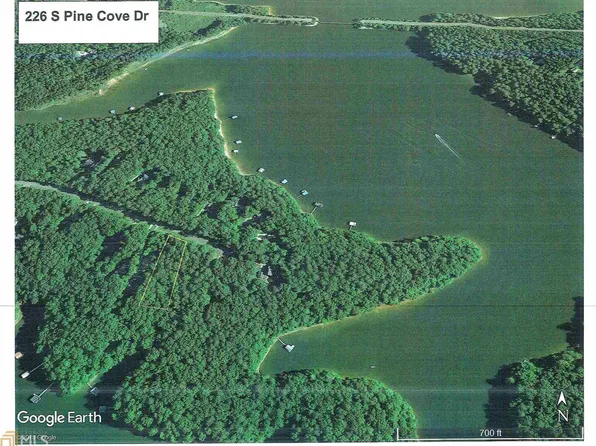 226 S Pine Cove Dr, Lagrange, GA 30240