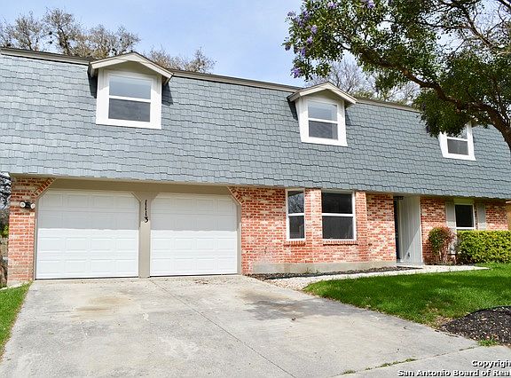 2nd image of 1113 White Pine St