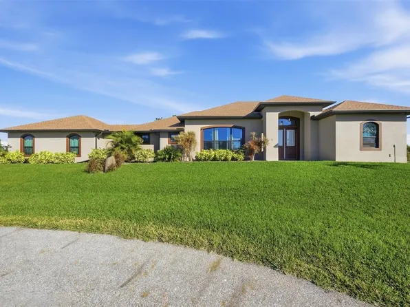 5 Aye Ct, Placida, FL 33946