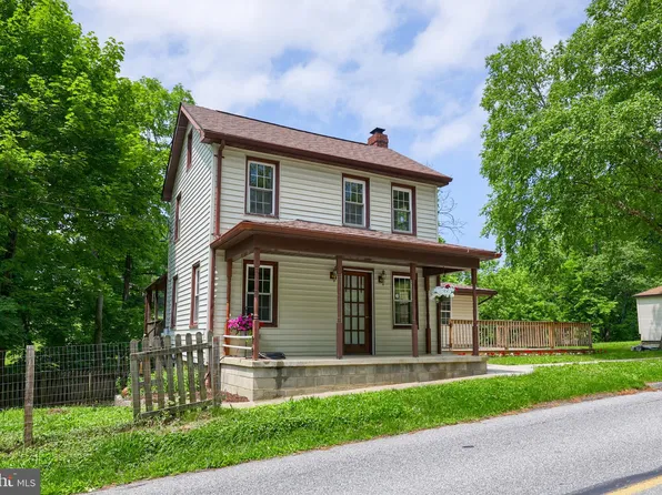 1160 Canadochly Rd, York, PA 17406