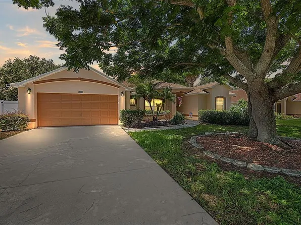 1112 Breezy Knoll St, Minneola, FL 34715