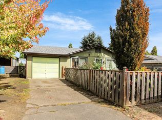 4054 Bartlett Dr, Hood River, OR 97031