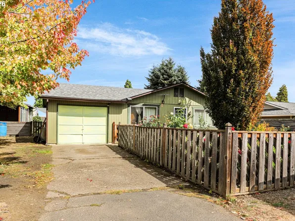 4054 Bartlett Dr, Hood River, OR 97031