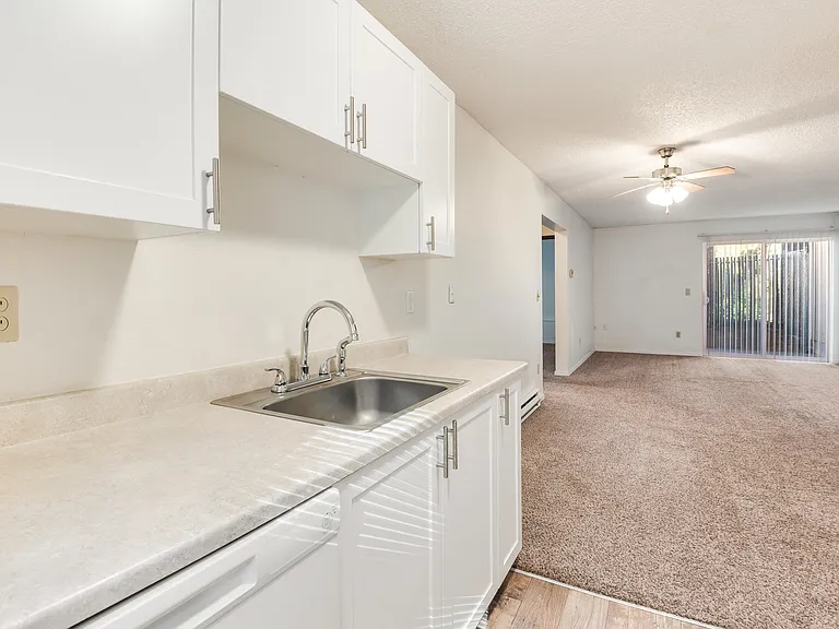 Quail Ridge Apartments — Photo 5