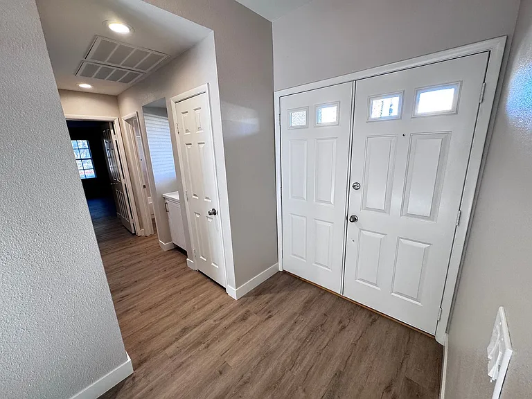 2544 Golden Sands Dr — Photo 12