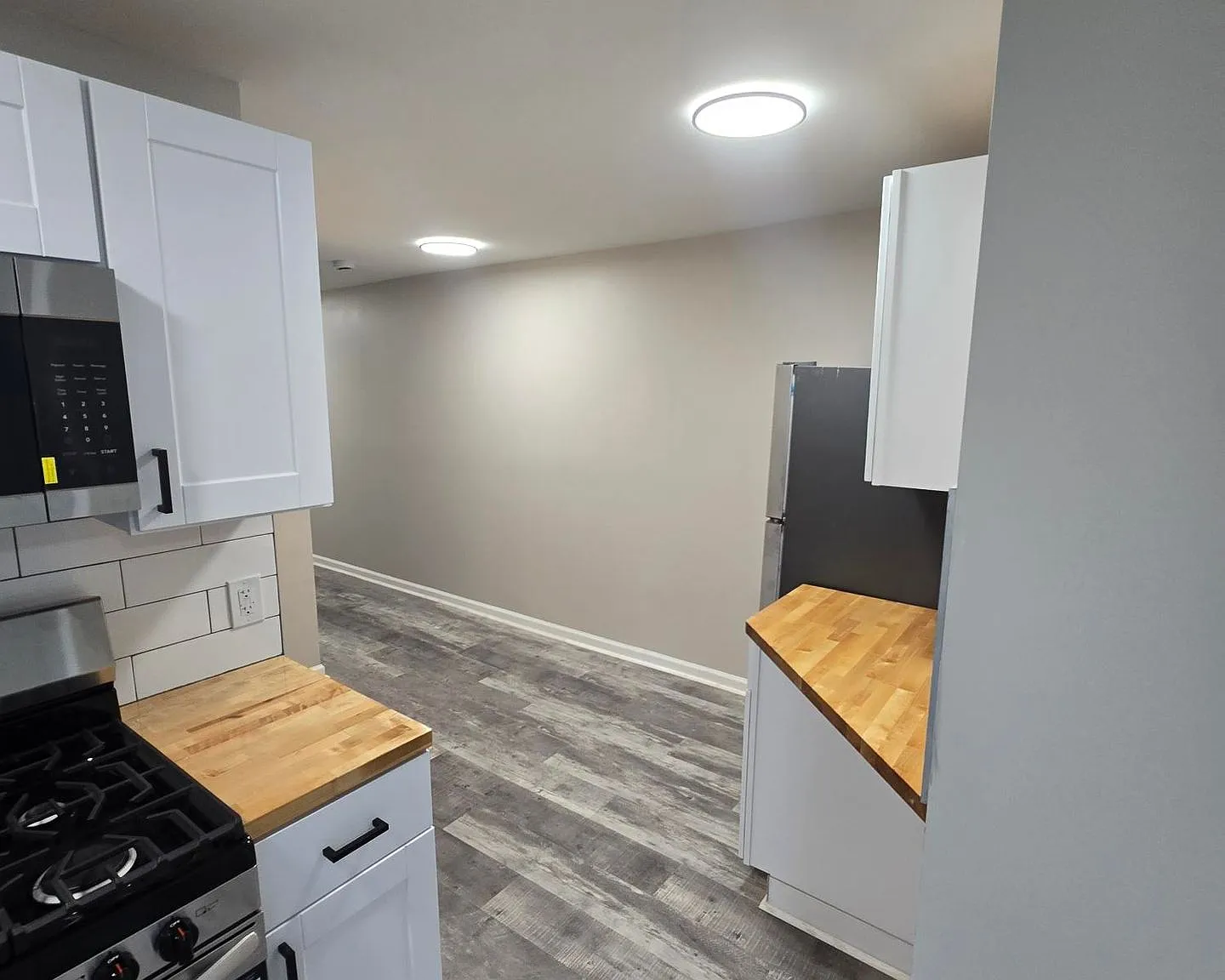 3 Bedroom 1Bath Newly Renovated Apt- 228 Maple Ave 3N — Photo 4