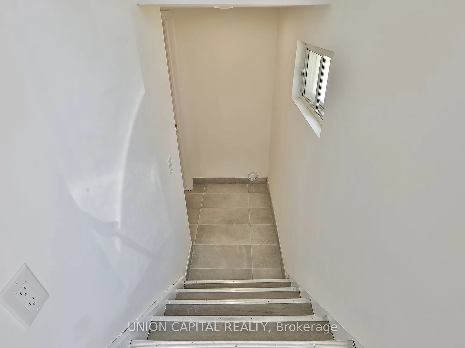 2 bed, $1,999 — Photo 3