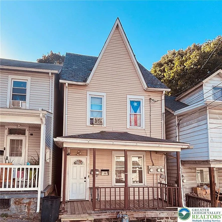 1 bed, 1.0 bath, 650 sqft, $1,250 — Photo 1